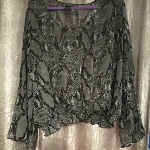 Snakeskin black and grey sheer top with flare slee